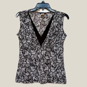 Dark Brown & White Fitted Wrap Blouse – Size M - Fits Like S